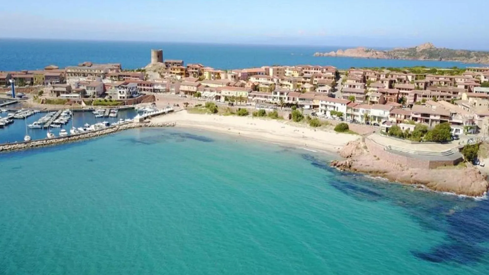 Holiday Home In Isola Rossa  Isola Rossa (Sassari)